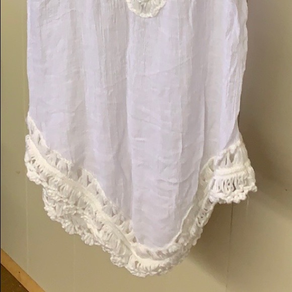 Top - Picture 2 of 2